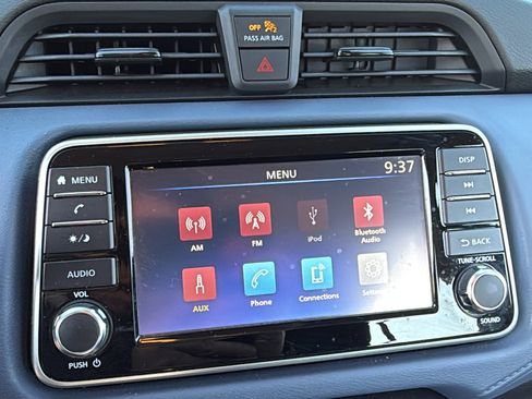 Certified 2023 Nissan Versa SV image 13