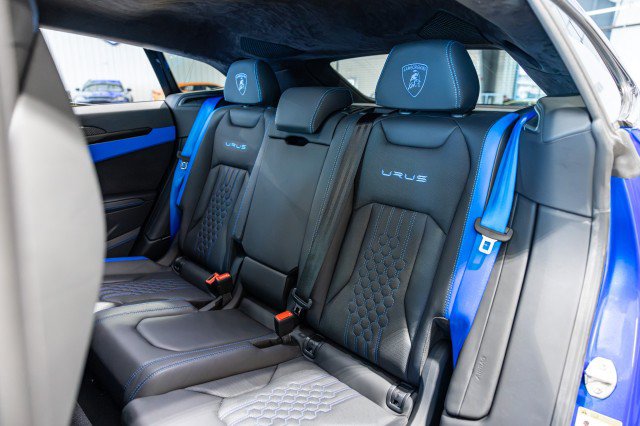 Used 2023 Lamborghini Urus S AWD/4WD image 18