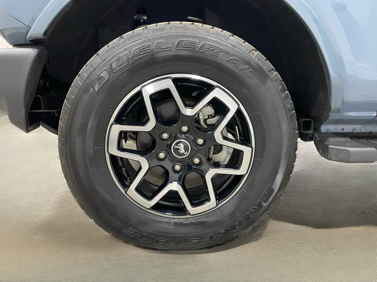 Used 2024 Ford Bronco Outer Banks AWD/4WD image 7