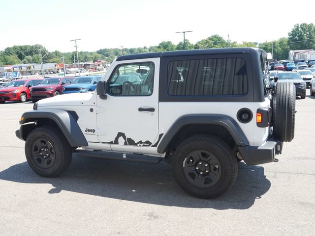 Used 2025 Jeep Wrangler Sport AWD/4WD image 7