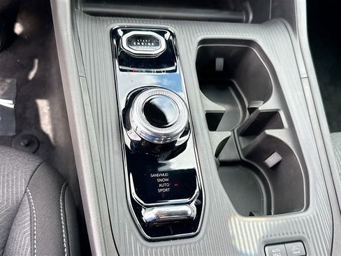 New 2026 Jeep Cherokee Laredo AWD/4WD image 17