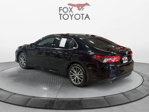 Used 2023 Toyota Camry XLE image 4