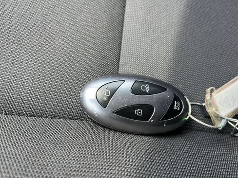 Used 2026 Hyundai Kona SEL Sport FWD image 21