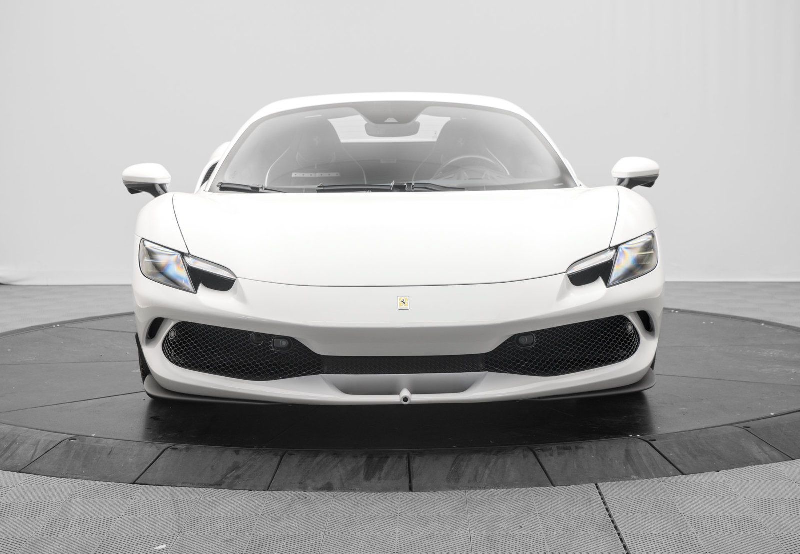 Used 2026 Ferrari 296 GTS RWD image 10