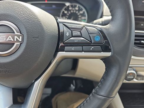 Used 2025 Nissan Altima 2.5 SL image 21