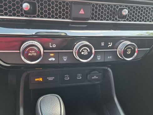 Used 2025 Honda Civic LX image 18
