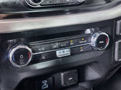Used 2022 Ford F150 XL w/ Equipment Group 101A High AWD/4WD image 22