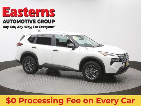 Used 2024 Nissan Rogue S AWD/4WD image 48