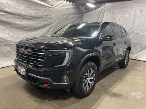 Used 2024 GMC Acadia AT4 w/ Luxury Package AWD/4WD image 3