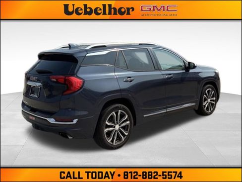 Used 2018 GMC Terrain Denali w/ Advanced Safety Package FWD image 6