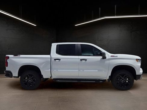 Used 2026 Chevrolet Silverado 1500 LT Trail Boss w/ Convenience Package II AWD/4WD image 8