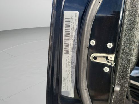 Used 2020 RAM 2500 Laramie w/ Night Edition image 31