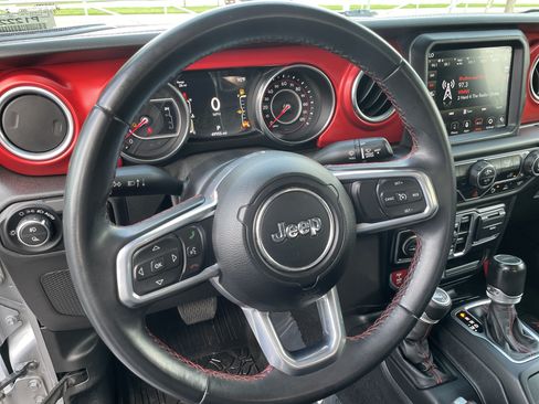Used 2020 Jeep Gladiator Rubicon AWD/4WD image 17