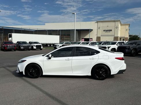 Used 2025 Toyota Camry SE w/ Multimedia Upgrade Package FWD image 6