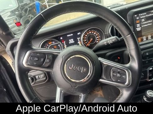 Used 2018 Jeep Wrangler Unlimited Sahara image 37