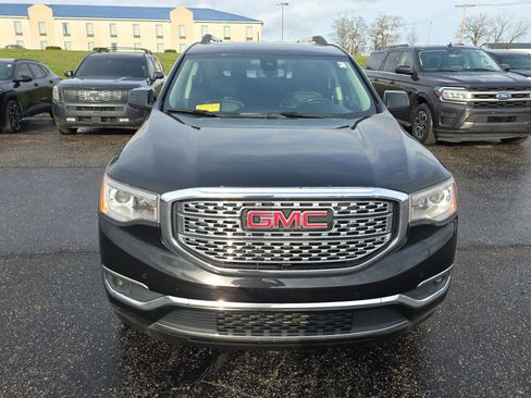 Used 2019 GMC Acadia Denali w/ Technology Package image 2