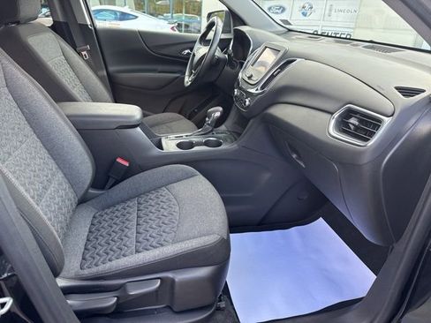 Used 2024 Chevrolet Equinox LT image 18