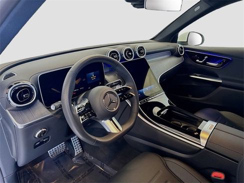 Certified 2025 Mercedes-Benz GLC 350e 4MATIC image 9