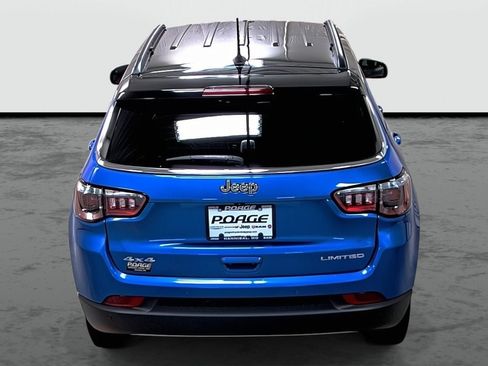 Used 2024 Jeep Compass Limited AWD/4WD image 3