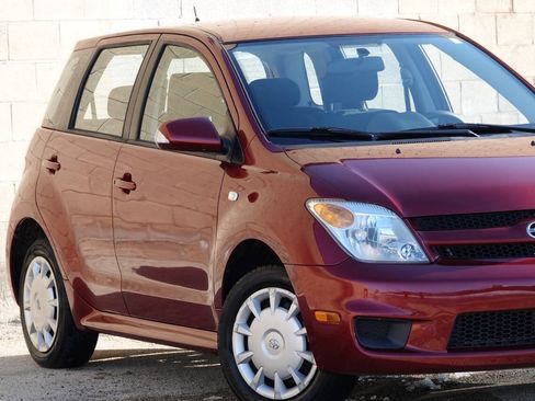Used 2006 Scion xA FWD image 43