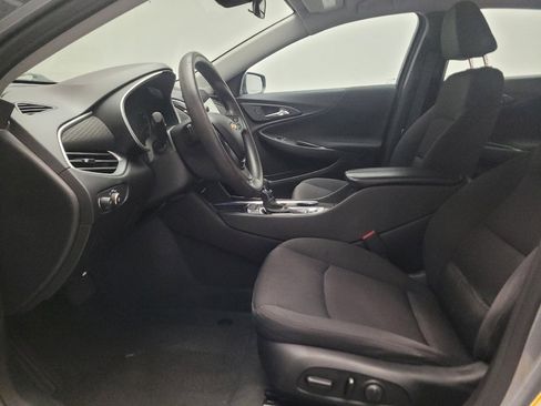 Used 2023 Chevrolet Malibu LT FWD image 17