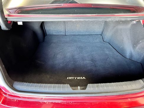 Used 2020 Kia Optima SE FWD image 23