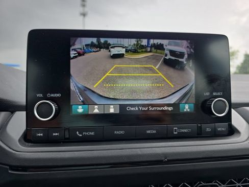 Used 2023 Honda Accord EX image 24