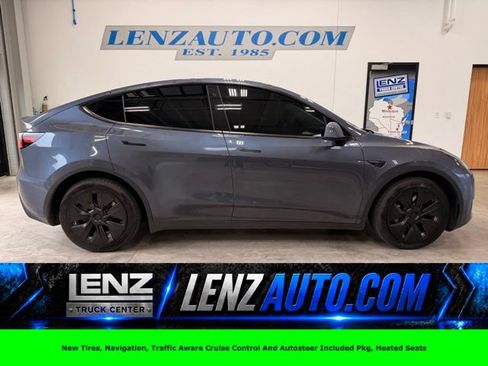 Used 2020 Tesla Model Y Long Range AWD/4WD image 1