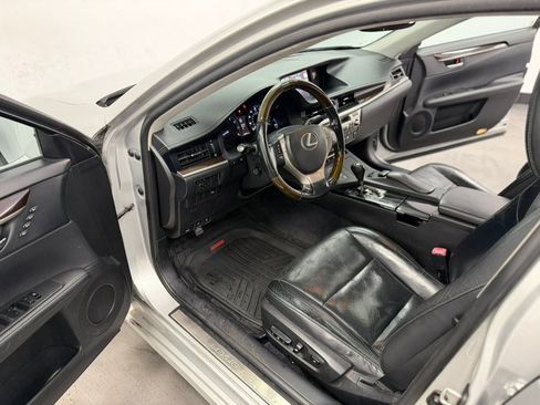 Used 2013 Lexus ES 350 w/ Luxury Pkg FWD image 35