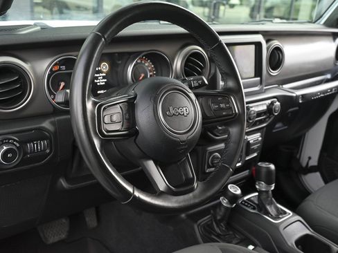 Used 2020 Jeep Wrangler Sport S image 11