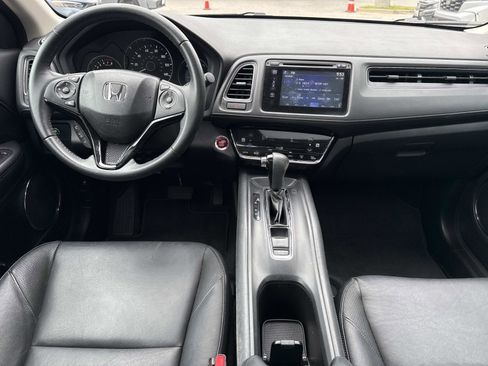 Used 2016 Honda HR-V EX-L image 2