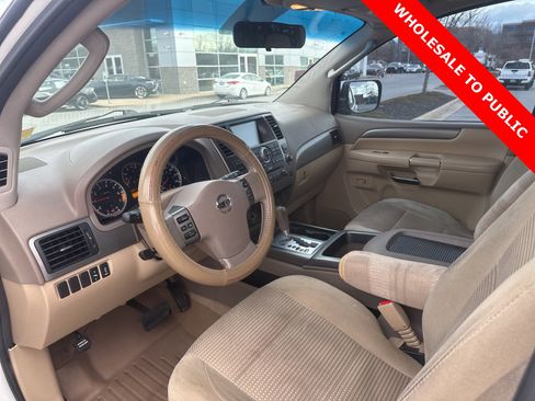 Used 2010 Nissan Armada SE image 12