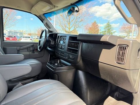 Used 2021 Chevrolet Express 2500 w/ Driver Convenience Package RWD image 40