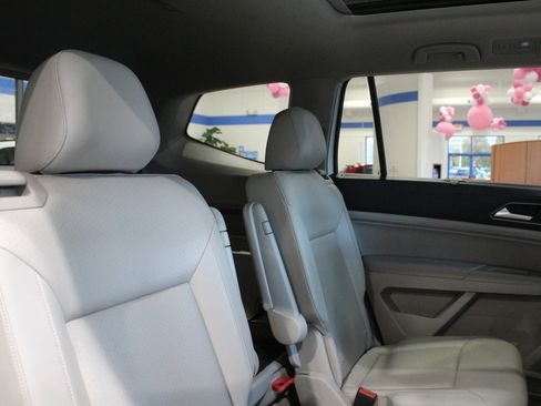 Used 2019 Volkswagen Atlas SEL R-Line image 20