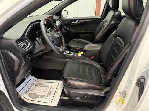 Used 2024 Ford Escape ST-Line Elite w/ Premium Technology Package AWD/4WD image 11