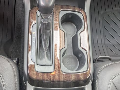 Used 2022 GMC Canyon Elevation w/ Elevation Premium Package image 13