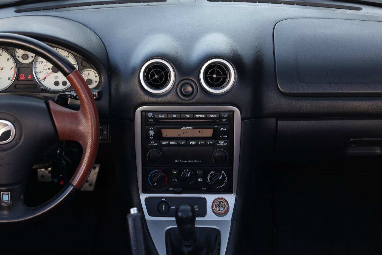 Used 2002 MAZDA MX-5 Miata SE RWD image 28