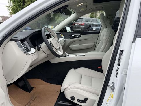 New 2026 Volvo XC60 B5 Ultra w/ Protection Package Premier AWD/4WD image 15