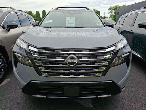 New 2026 Nissan Rogue Platinum w/ Platinum Premium Package AWD/4WD image 2
