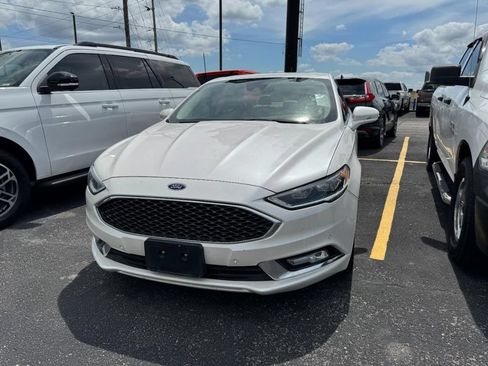 Used 2018 Ford Fusion Platinum FWD image 5