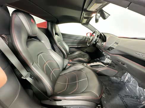 Used 2018 Ferrari 488 Spider RWD image 35