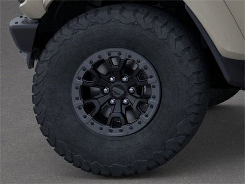 New 2025 Ford Bronco Raptor w/ Interior Carbon Fiber Pack image 21