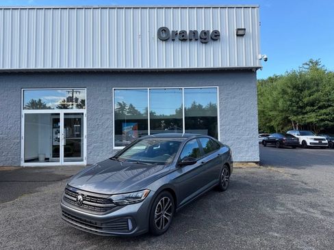 Used 2023 Volkswagen Jetta Sport FWD image 1