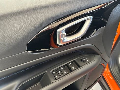 New 2026 Jeep Compass Latitude image 11