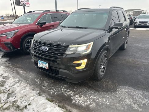 Used 2016 Ford Explorer Sport w/ Equipment Group 401A image 9