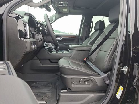 New 2025 GMC Sierra 1500 Denali image 6