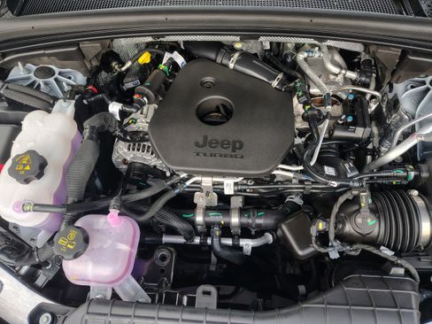 New 2026 Jeep Grand Cherokee Limited image 17