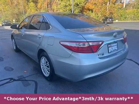 Used 2017 Toyota Camry LE image 6