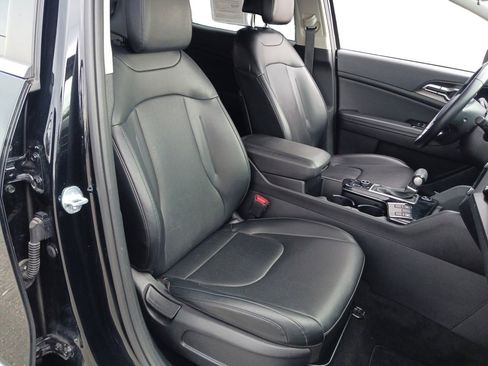 Used 2024 Kia Sportage EX image 25