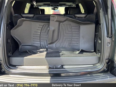 Used 2016 Cadillac Escalade Platinum AWD/4WD image 11